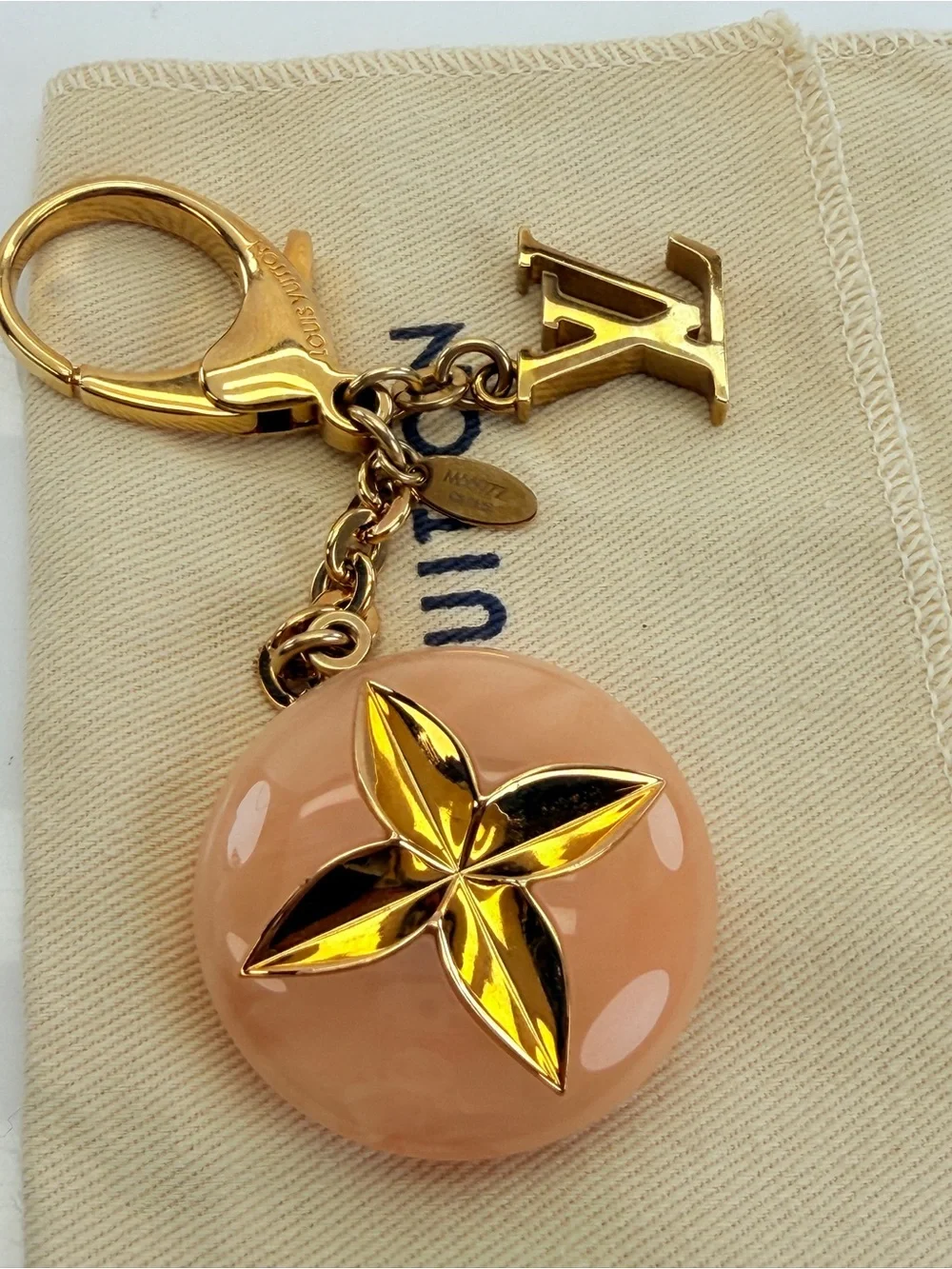 Louis Vuitton Hollow Flower Gold Monogram Fleur Charm Keyholder